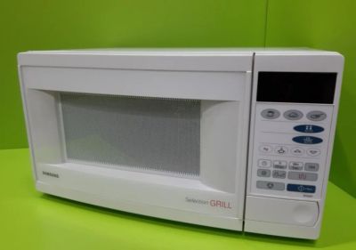 Лот: 18687655. Фото: 1. Микроволновка samsungg. Микроволновки, мини-печи
