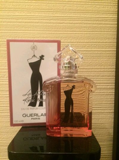 Лот: 9694054. Фото: 1. Парфюмерная вода guerlain маленькое... Женская парфюмерия
