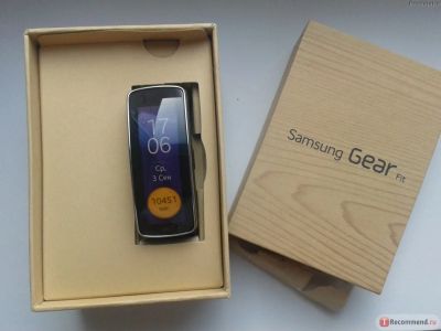 Лот: 7571701. Фото: 1. Samsung Gear Fit , Умный смарт-часы-браслет... Смарт-часы, фитнес-браслеты, аксессуары