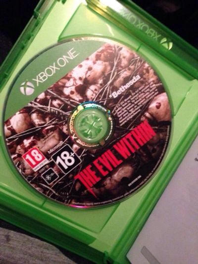 Лот: 5945165. Фото: 1. The evil within Xbox one. Игры для консолей