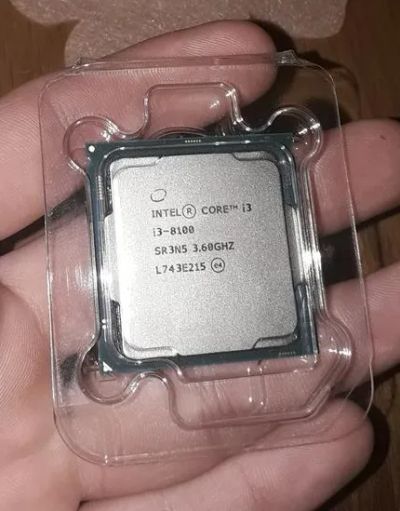 Лот: 19361058. Фото: 1. Процессор Intel Core I3 8100... Процессоры