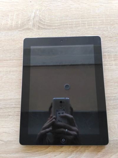 Лот: 11717919. Фото: 1. Планшет ipad 4 32gb с сим картой. Планшеты