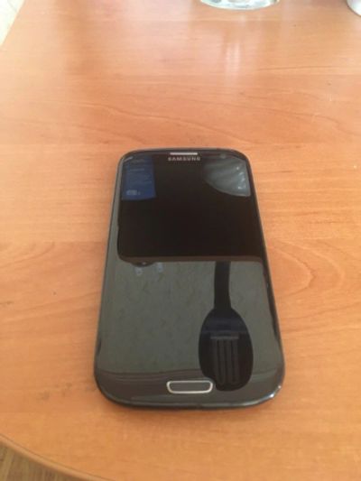 Лот: 11429996. Фото: 1. samsung galaxy s3 gt-i9300 Читаем... Смартфоны