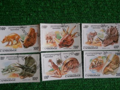 Лот: 9658596. Фото: 1. Марки, Динозавры травоядные, Камбоджа... Марки