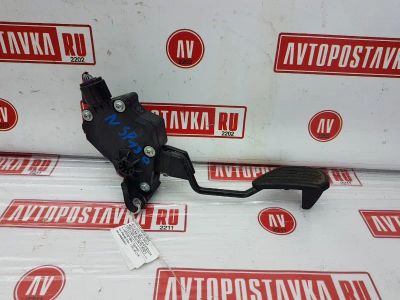 Лот: 20898872. Фото: 1. Педаль газа Toyota Vitz NSP130... Двигатель и элементы двигателя