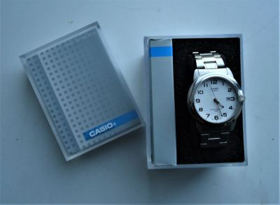 Лот: 12574761. Фото: 1. Часы Casio mtp-1221. Оригинальные наручные часы