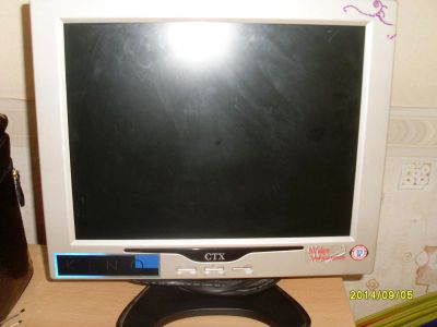 Лот: 4766911. Фото: 1. ЖК монитор. ЖК-мониторы