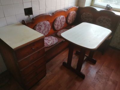 Лот: 18147944. Фото: 1. Комплект кухонной мебели из массива. Столы, стулья, обеденные группы