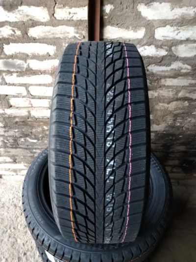 Лот: 21117727. Фото: 1. Kumho 195/50R16 88T Wintercraft... Шины