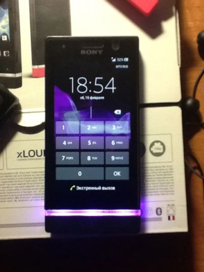 Лот: 3731392. Фото: 1. Sony Xperia U + 2 чехла. Смартфоны