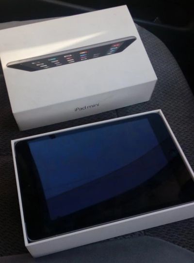 Лот: 7625510. Фото: 1. Ipad mini 2 Retina 16Gb wifi... Планшеты