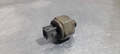 Лот: 18337354. Фото: 1. Датчик детонации Toyota Caldina... Электрооборудование