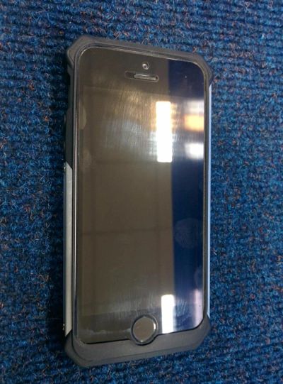 Лот: 5244851. Фото: 1. Смартфон Apple Iphone 5s 16Gb... Смартфоны