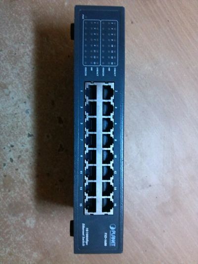 Лот: 4803566. Фото: 1. Planet FSD-1600 16ports 10/100Mbps. Маршрутизаторы (роутеры)