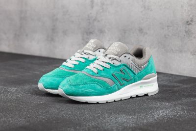 Лот: 10352357. Фото: 1. New Balance 997 DF. Кеды, кроссовки, слипоны