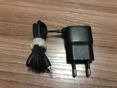 Лот: 15461403. Фото: 1. Тонкая зарядка Nokia AC-15E. Зарядные устройства, блоки питания, адаптеры сетевые для смартфонов