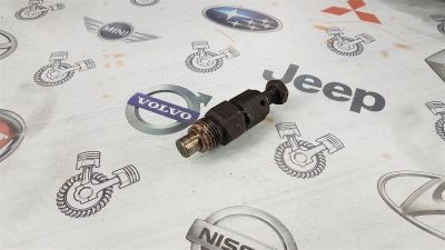 Лот: 23591180. Фото: 1. Форсунка Mitsubishi FUSO Canter... Двигатель и элементы двигателя