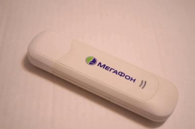 Лот: 4886001. Фото: 1. 3G модем USB Мегафон Е1550. Проводные модемы