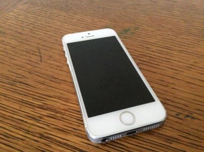 Лот: 11589302. Фото: 1. Iphon 5s. Смартфоны