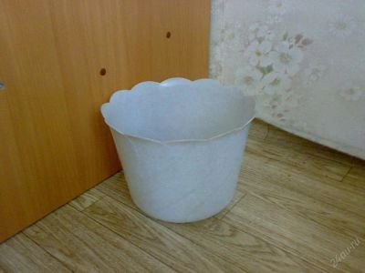 Лот: 61685. Фото: 1. Горшок пластиковый 8,5л. Кашпо, горшки, вазоны для цветов