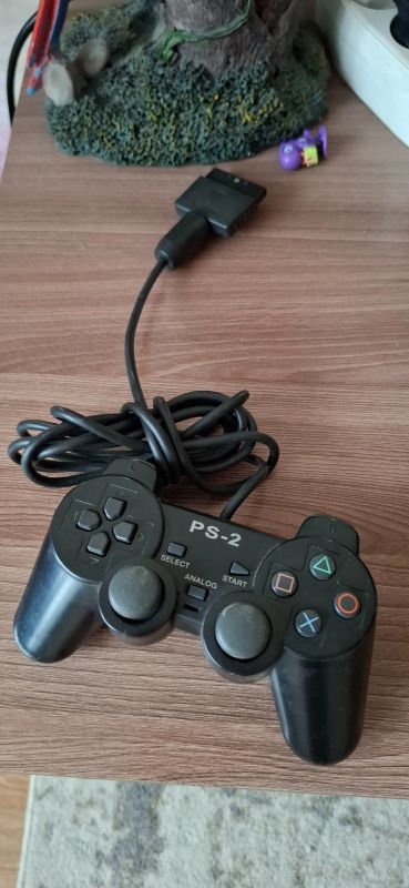 Лот: 24904338. Фото: 1. геймпад PS2. Аксессуары для игровых приставок, консолей, геймпады