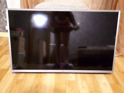 Лот: 10937846. Фото: 1. Новый Smart-Телевизор LG 32lj594u... Телевизоры