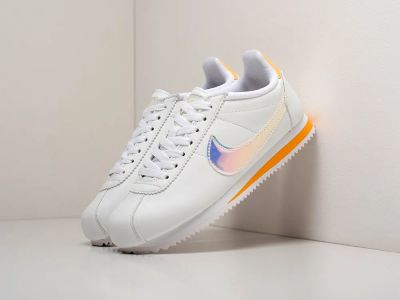 Лот: 18743467. Фото: 1. Кроссовки Nike Classic Cortez. Кеды, кроссовки, слипоны