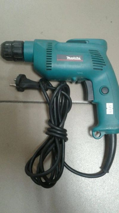 Лот: 11770454. Фото: 1. Дрель Makita 6408 (4185). Электроинструмент