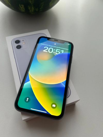 Лот: 20766804. Фото: 1. iPhone 11 64 GB. Смартфоны