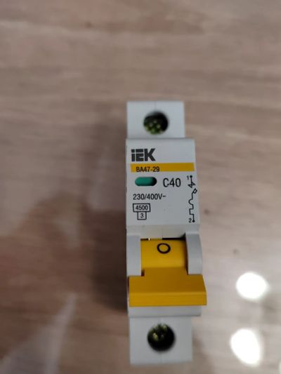 Лот: 20023109. Фото: 1. Автомат iek. Автоматы, пакетники, предохранители