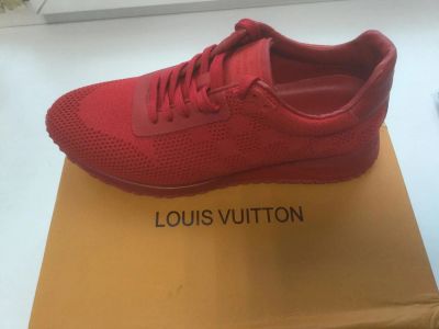 Лот: 10165027. Фото: 1. Продам кроссовки LOUIS vuitton. Кеды, кроссовки, слипоны