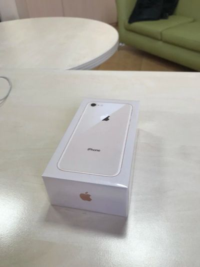 Лот: 10510973. Фото: 1. Iphone 8 64gb золотой новый в... Смартфоны
