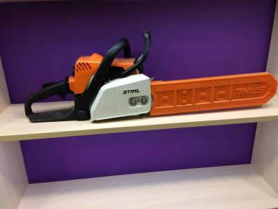 Лот: 7879019. Фото: 1. Продам бензопилу Stihl MS 180... Бензо-, мотоинструмент