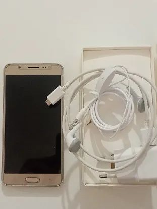 Лот: 19841636. Фото: 1. Телефон Samsung J5 dual sim в... Смартфоны