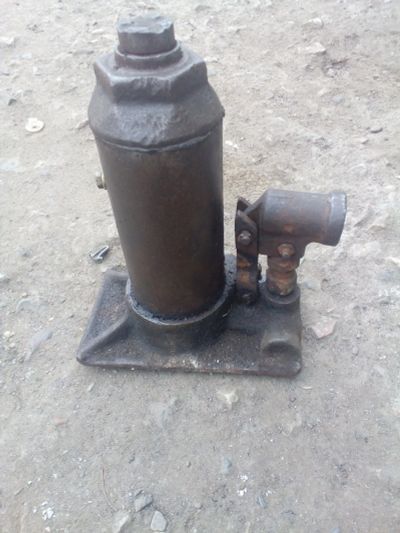 Лот: 14407204. Фото: 1. Домкрат 5 тонн. Домкраты