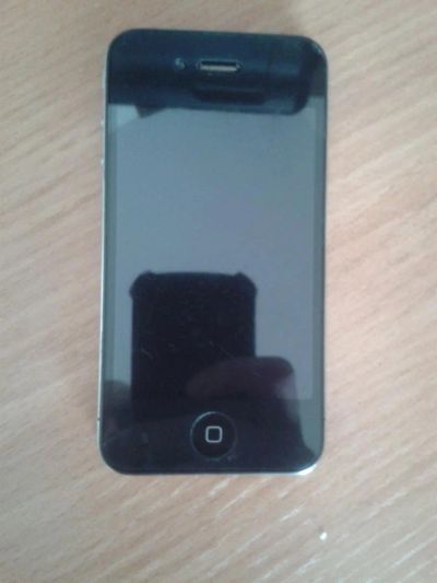 Лот: 5119885. Фото: 1. Iphone 4 16 GB в отличном состоянии... Смартфоны