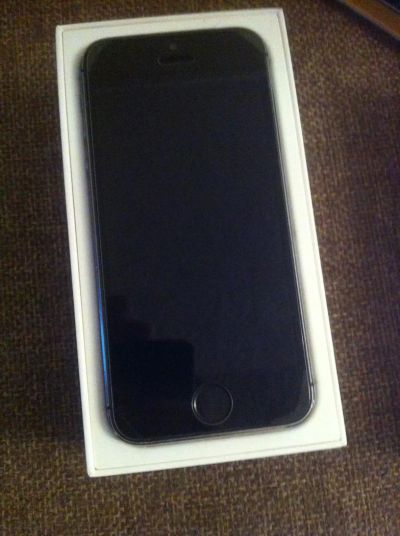 Лот: 9003932. Фото: 1. Apple iPhone 5s (Айфон 5S). Смартфоны