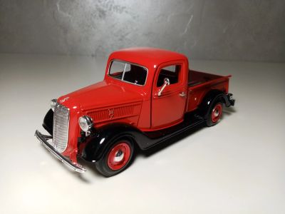 Лот: 16995212. Фото: 1. Масштабная модель Ford Pickup... Автомоделизм