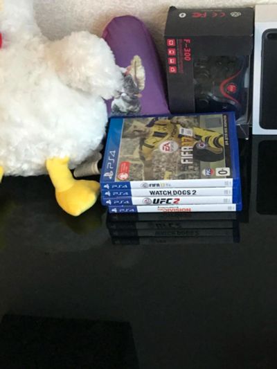 Лот: 9497969. Фото: 1. PS4 4 диска одним лотом. Игры для консолей