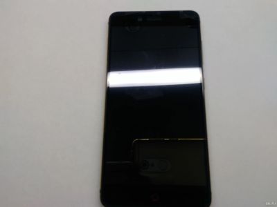 Лот: 13627068. Фото: 1. ZTE nubia Z11 mini S. Смартфоны