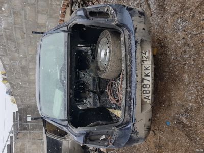 Лот: 13631614. Фото: 1. Лада гранта в разбор железо. Кузов