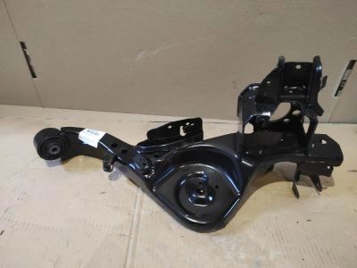Лот: 21396134. Фото: 1. Рычаг нижний Nissan Qashqai J10. Двигатель и элементы двигателя