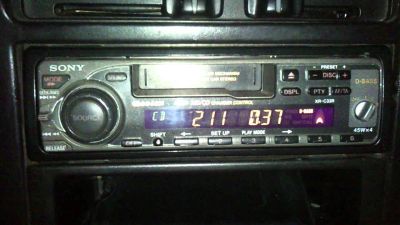 Лот: 23495365. Фото: 1. Автомагнитола sony XR-3100R. Автомагнитолы