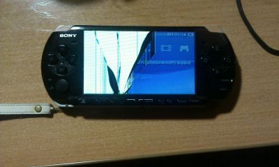Лот: 7830222. Фото: 1. Psp 3008 разбит экран. Игровые приставки, консоли