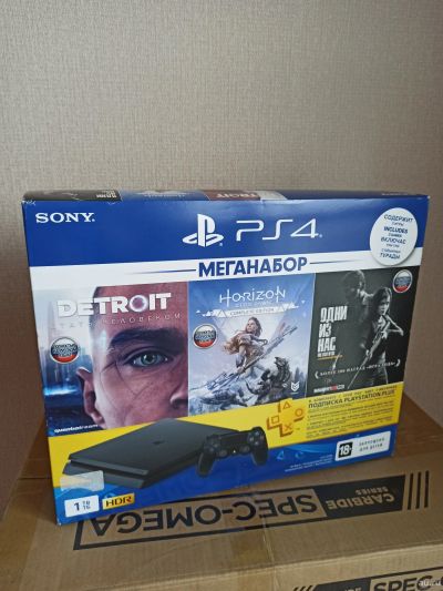Лот: 18143973. Фото: 1. Sony PlayStation 4 1tb + 3 игры. Игровые приставки, консоли
