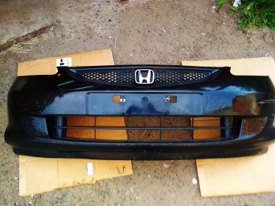 Лот: 11997763. Фото: 1. Передний бампер Honda Fit GD1. Кузов