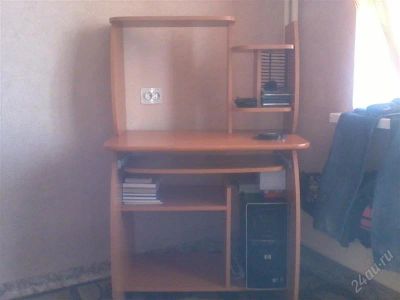 Лот: 903276. Фото: 1. Компьютерный стол. Стойки и тумбы для аппаратуры