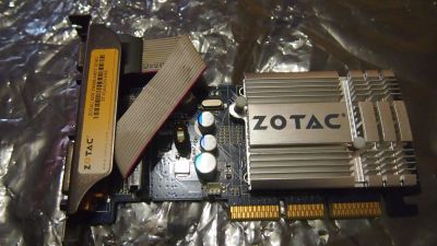 Лот: 4979700. Фото: 1. Видеокарта Zotac Geforce 6200... Видеокарты
