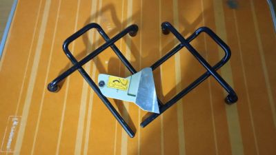 Лот: 21363653. Фото: 1. Запчасти от торцовочной пилы Makita. Другое (инструмент и расходные)