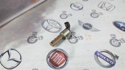 Лот: 23589737. Фото: 1. Клапан VVT-i Toyota Vitz 1NR-FE... Двигатель и элементы двигателя